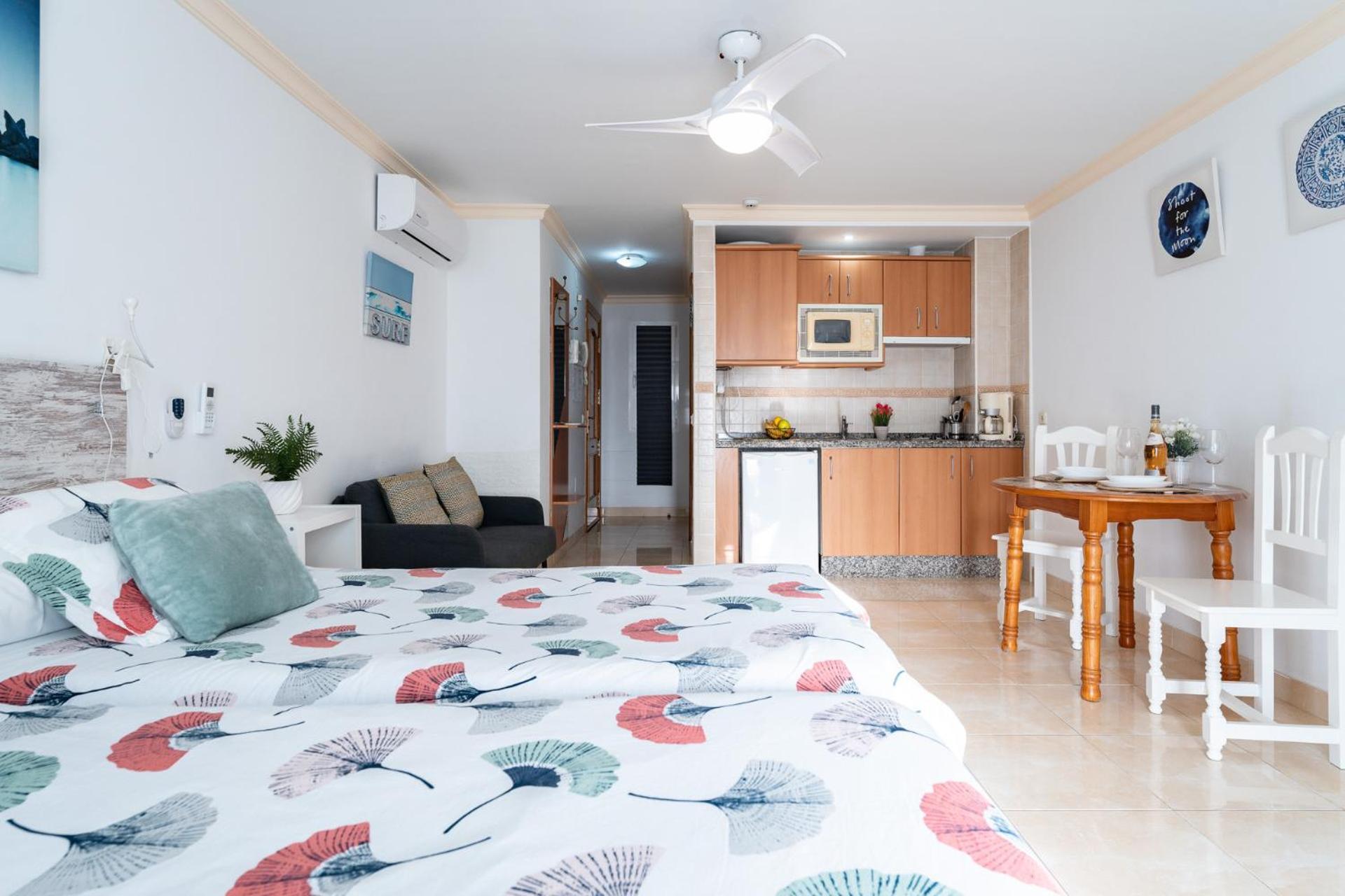 Malagasuite El Levante Apartments Torremolinos Luaran gambar